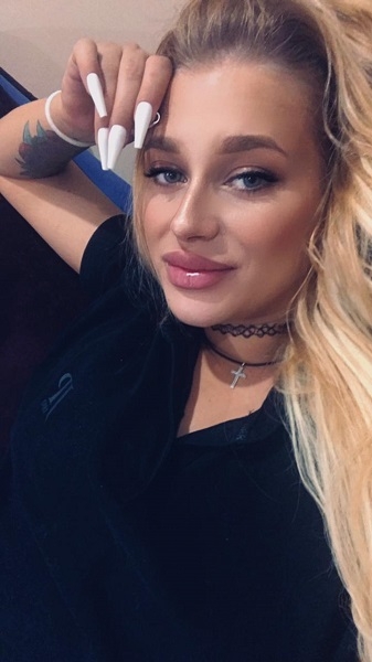 Валя (Салон) у метро Старая Деревня, шлюхи Питера - фото 3